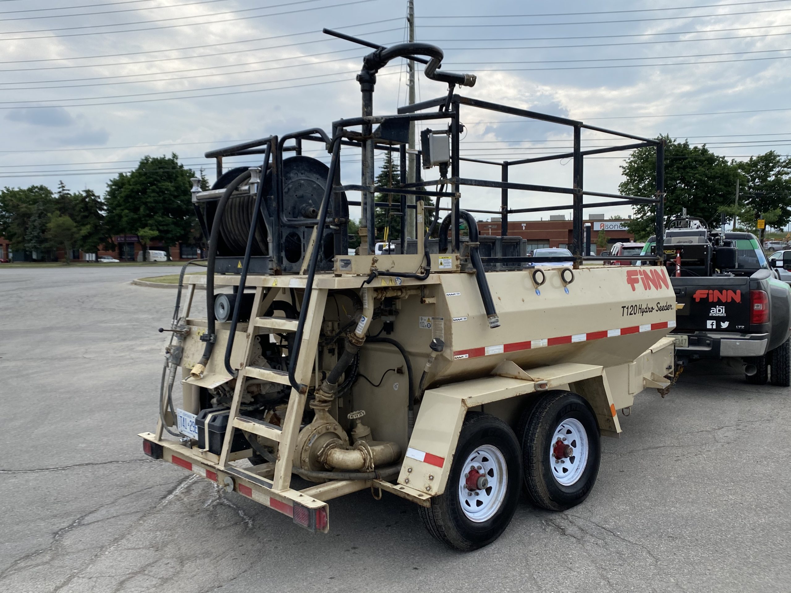 T120 Fibramulch used Finn, used Bowie, used Turf maker, used turbo