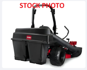 triple bagger grass collection system-STOCK PHOTO